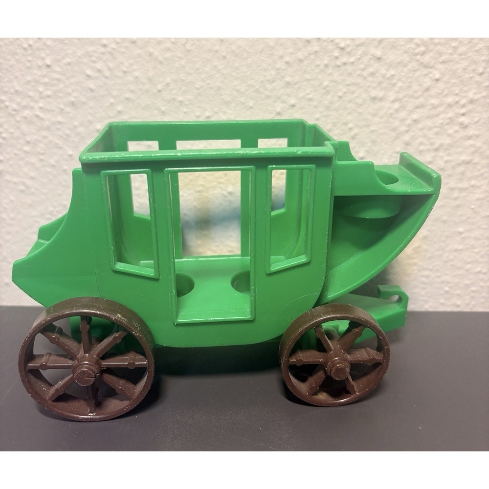 Vintage Fisher Price little people green stagecoach Western Town 934